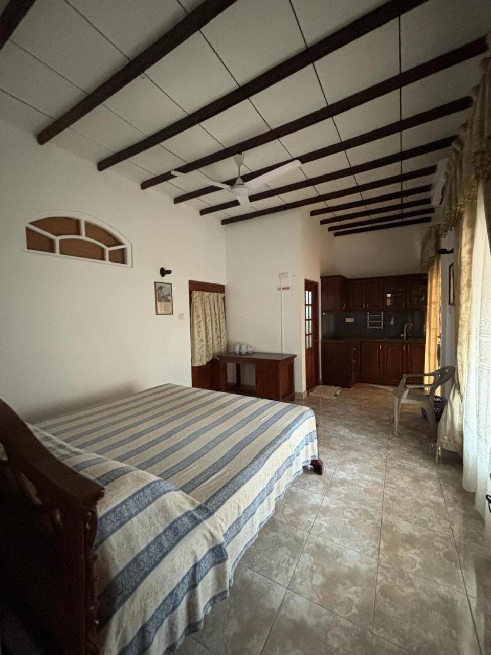 Village Inn Resort Negombo Oda fotoğraf
